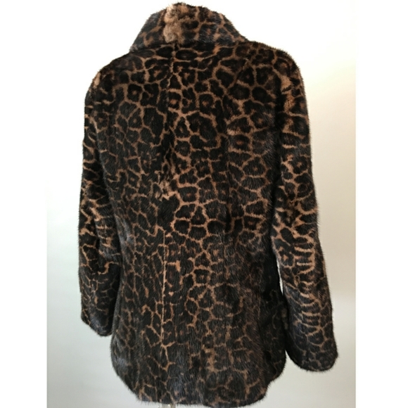 Fur Coat - Picture 5 of 6